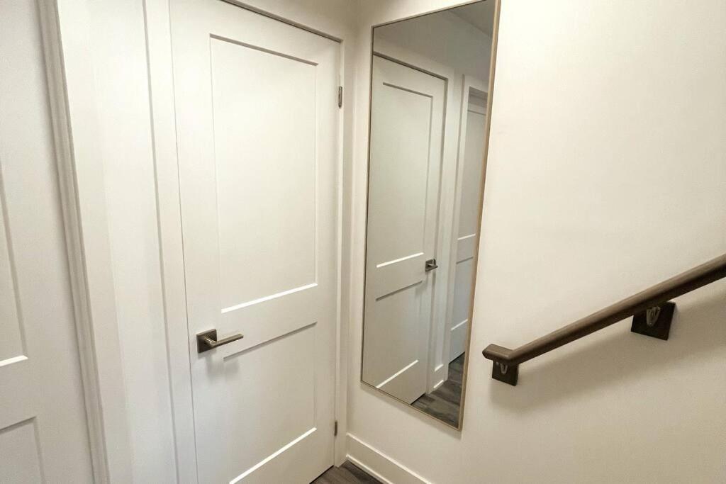 מפלי הניאגרה Exquisite, Bright & Modern Condo. מראה חיצוני תמונה